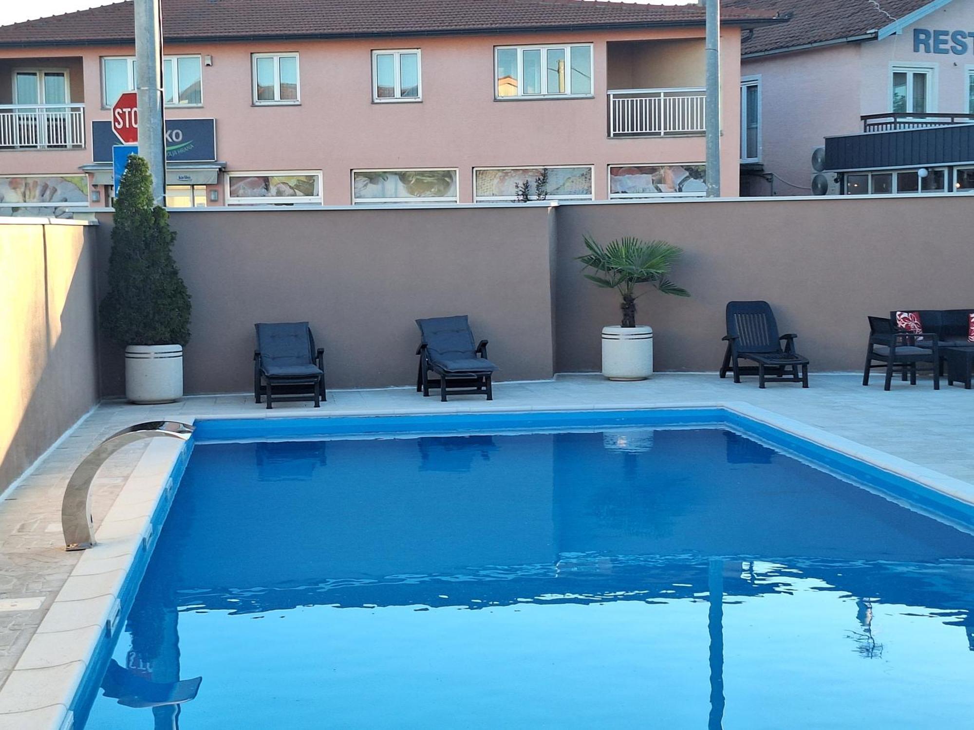 Juka Hotel Medjugorje Exterior photo
