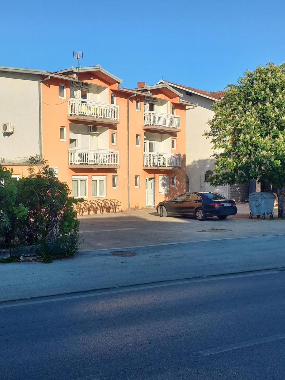 Juka Hotel Medjugorje Exterior photo